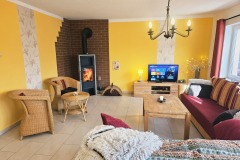 Gemütliches helles Wohnzimmer